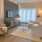 Lujoso Boutique A Estrenar Con Parking Gratis Lejlighed Gijón